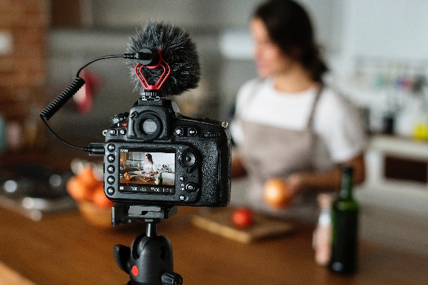 vlogging as part of content marketing strategy